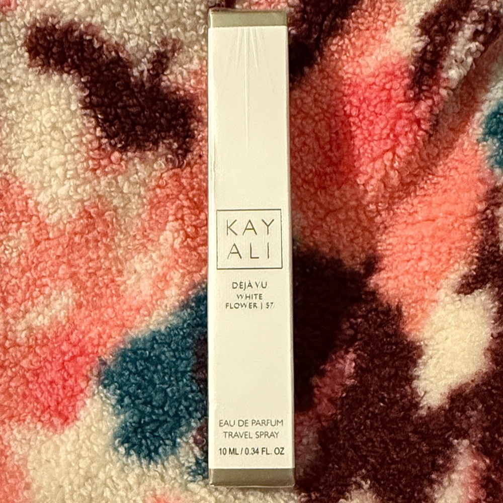 Kayali Déjà Vu White Flower 57 Eau de Parfum *Sold out Online*